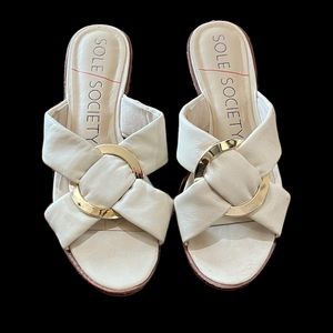 Sole society cream leather sandals
